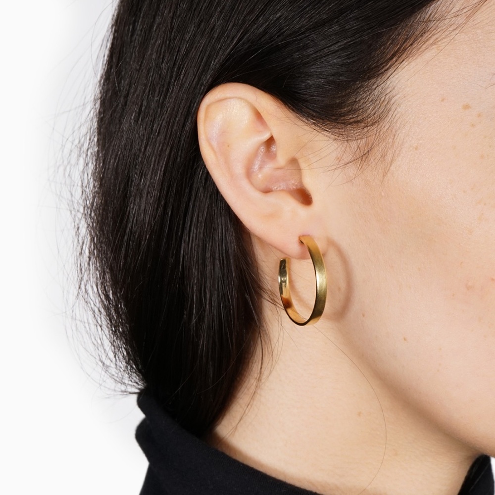 Mejuri Boyfriend Hoops